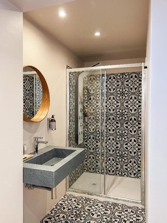 Hotel Villa Rosa Riviera - Resim 23