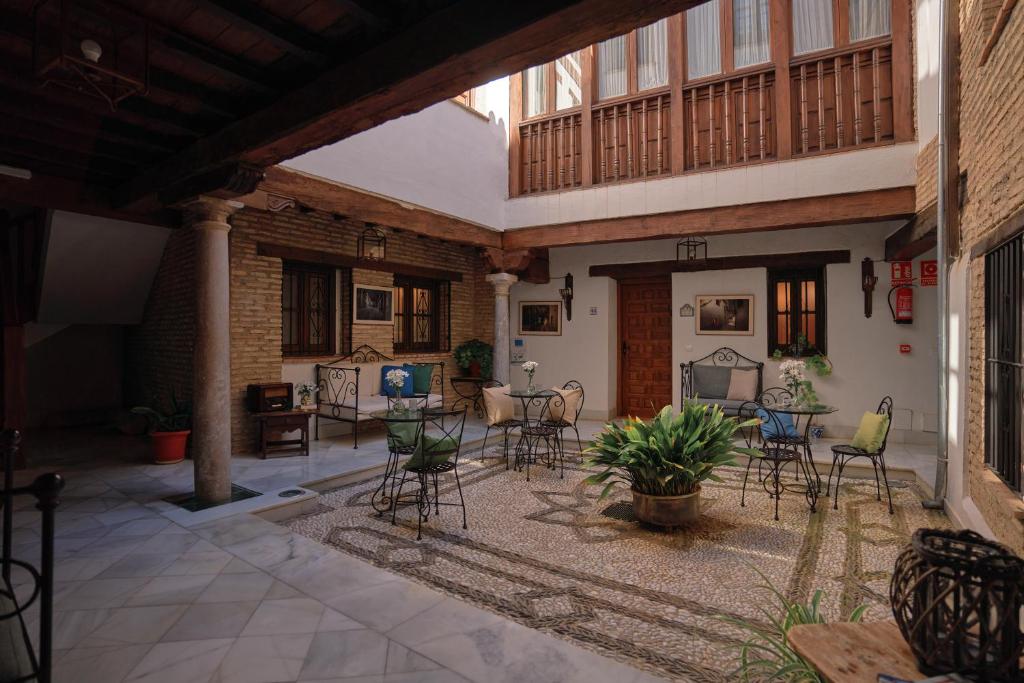 Patio alebo iná vonkajšia časť ubytovania Charminghomesgranada Apartamento Fajalauza