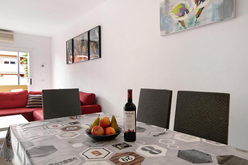 Posezení v ubytování Beach Front Apartment Puertito