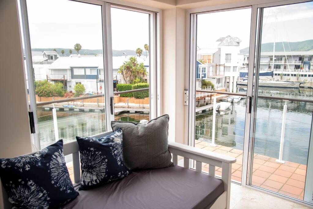 WATERFRONT -NEW LISTING LUXURY 4 BED ON THE WATER - Image 29