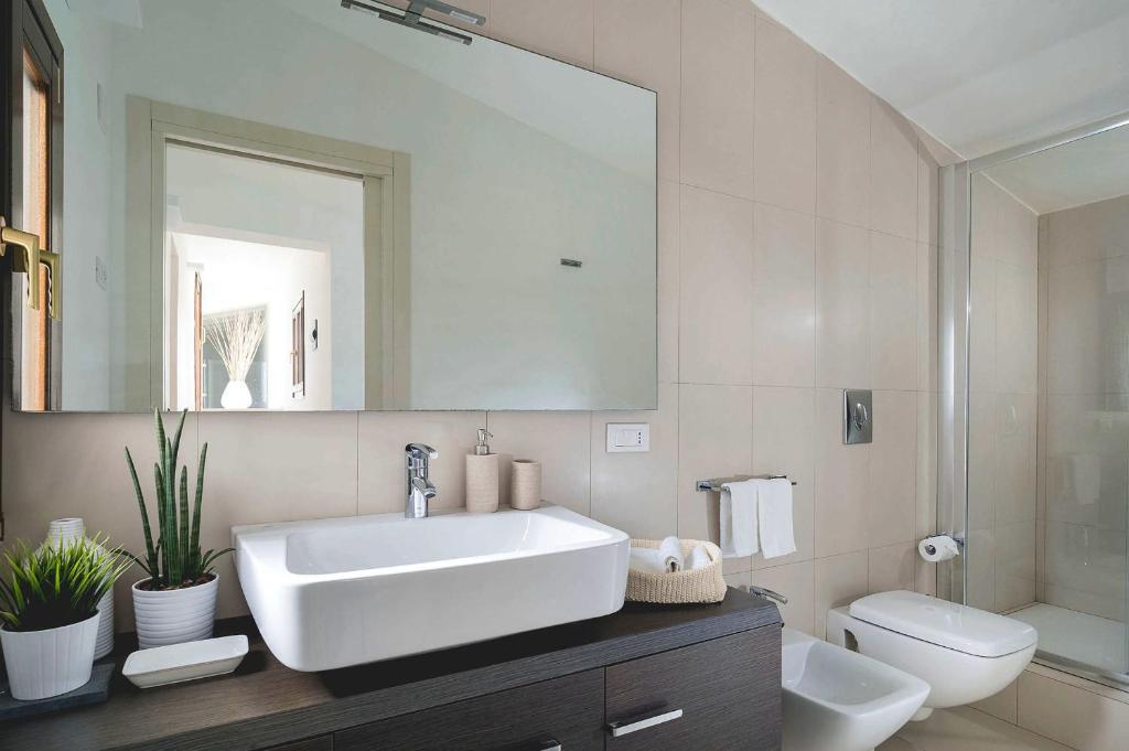 A bathroom at Nettuno