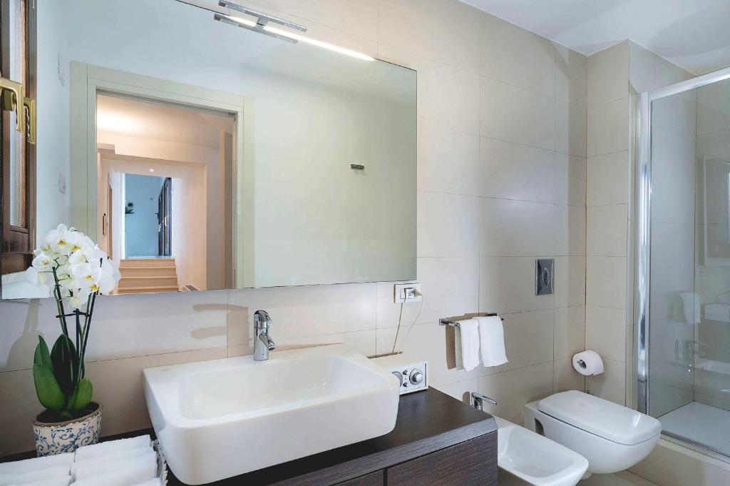 A bathroom at Nettuno