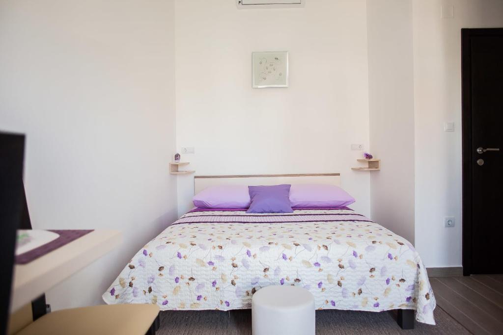 Gabi Rooms & Studio Apartment - Luxe Tweepersoonskamer Met Balkon