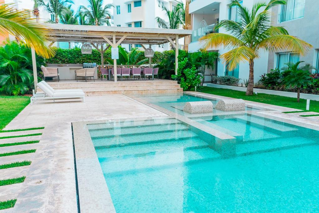 Fantastic Beach Condo in Los Corales, Punta Cana (updated prices 2024)