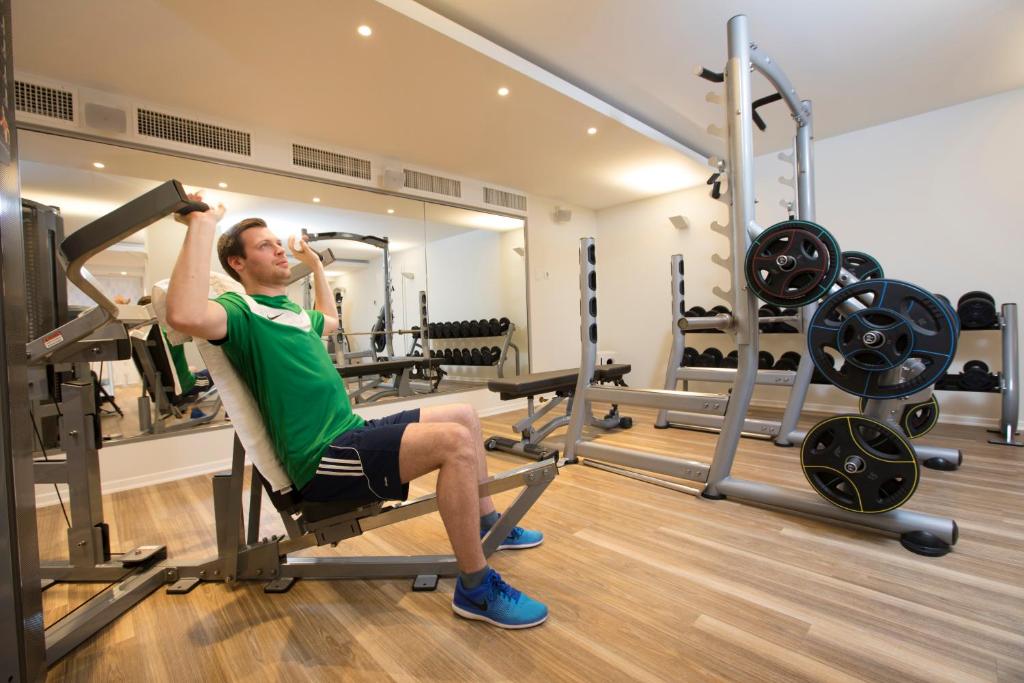 Fitness centrum a/nebo fitness zařízení v ubytování Sonnenhof Hotel & Spa