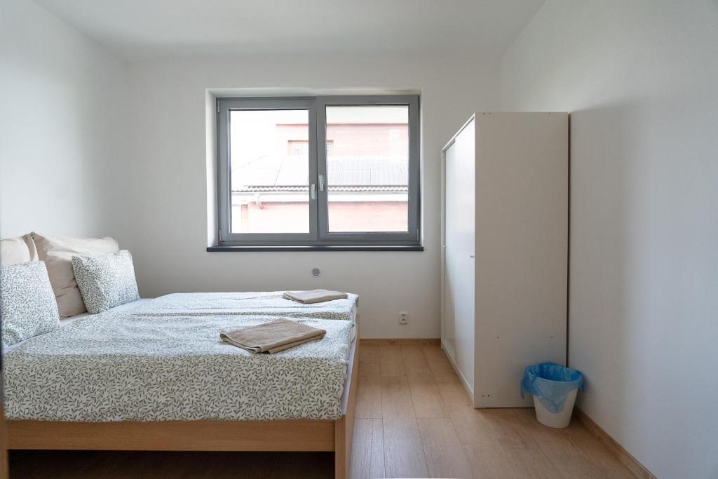 The Dante Villa Apartments - Two-Bedroom Apartment