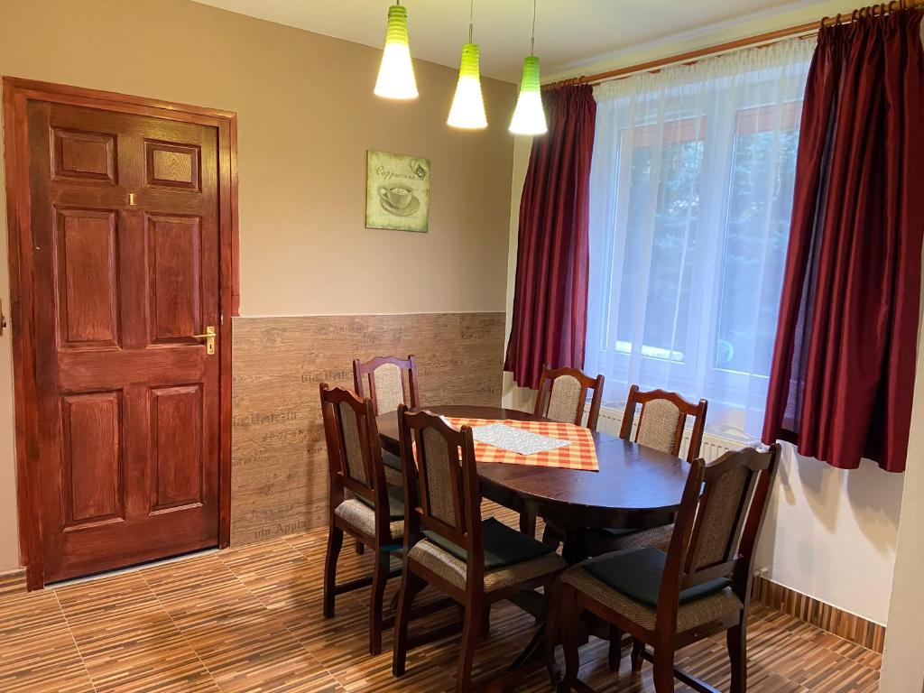 Fotografie z fotogalerie ubytování Vadrózsa Vendégház-Apartman v destinaci Demjén