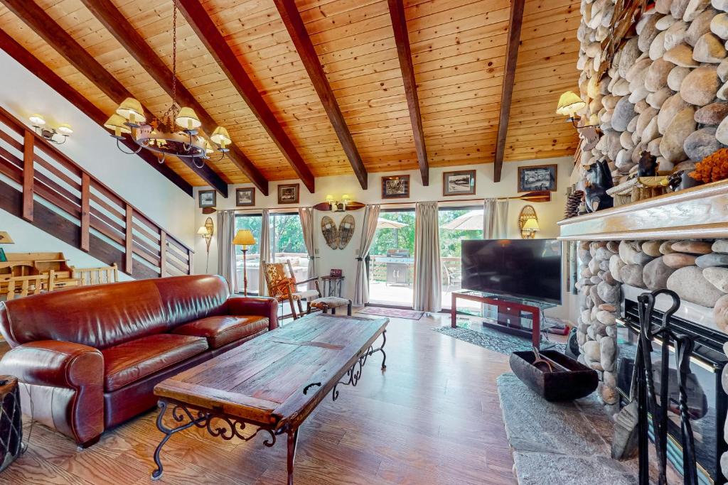 Et opholdsområde på Wishing Well Cabin