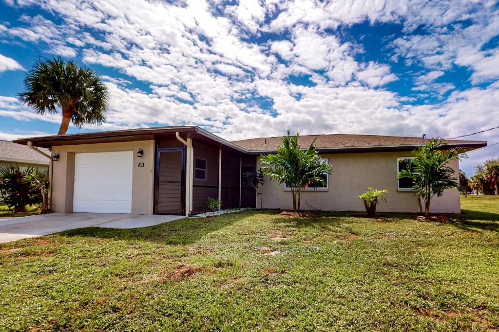 Sunset Over the Palms, Rotonda West (updated prices 2024)