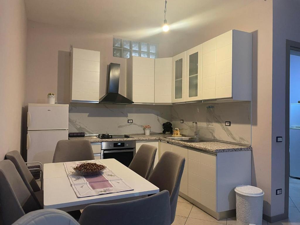 Asja Apartment City Center - Imazhi 4