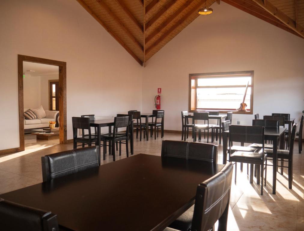 Posezení v ubytování Hotel y Cabañas Pulegan
