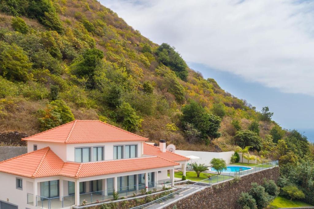Φωτογραφία από το άλμπουμ του Belo Mar σε Arco da Calheta