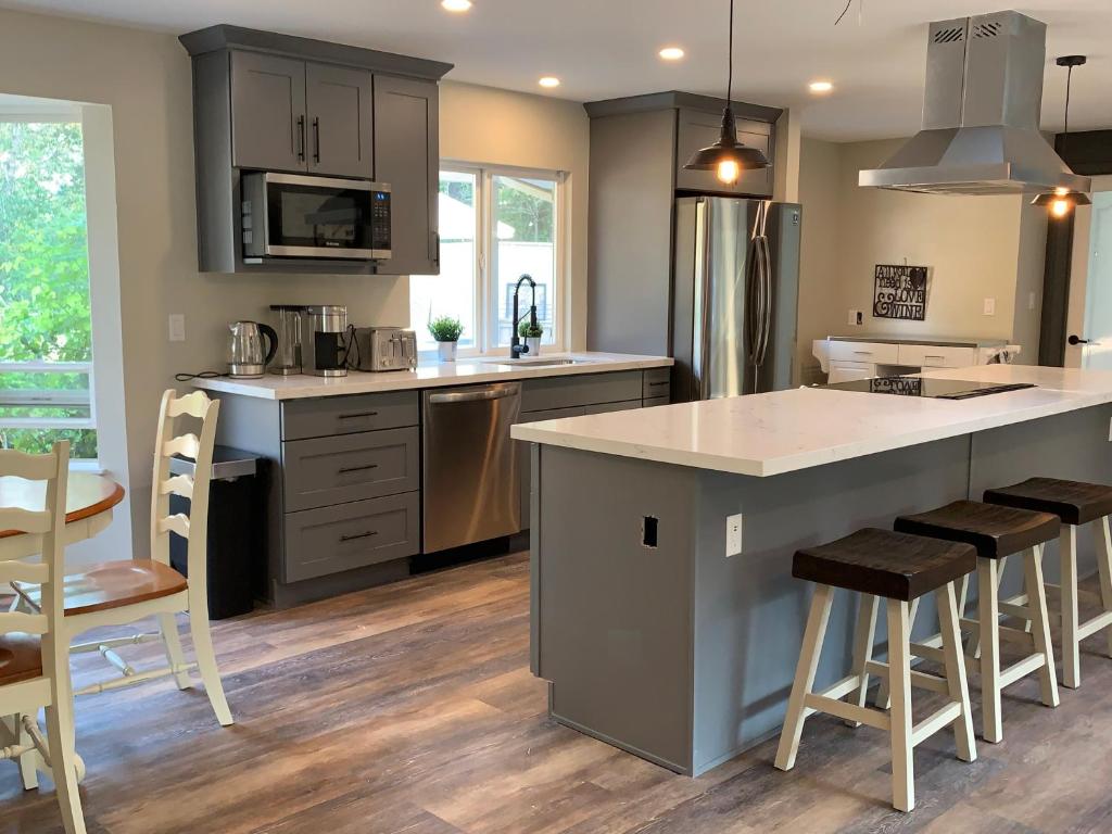 Country House in Maple Valley, USA