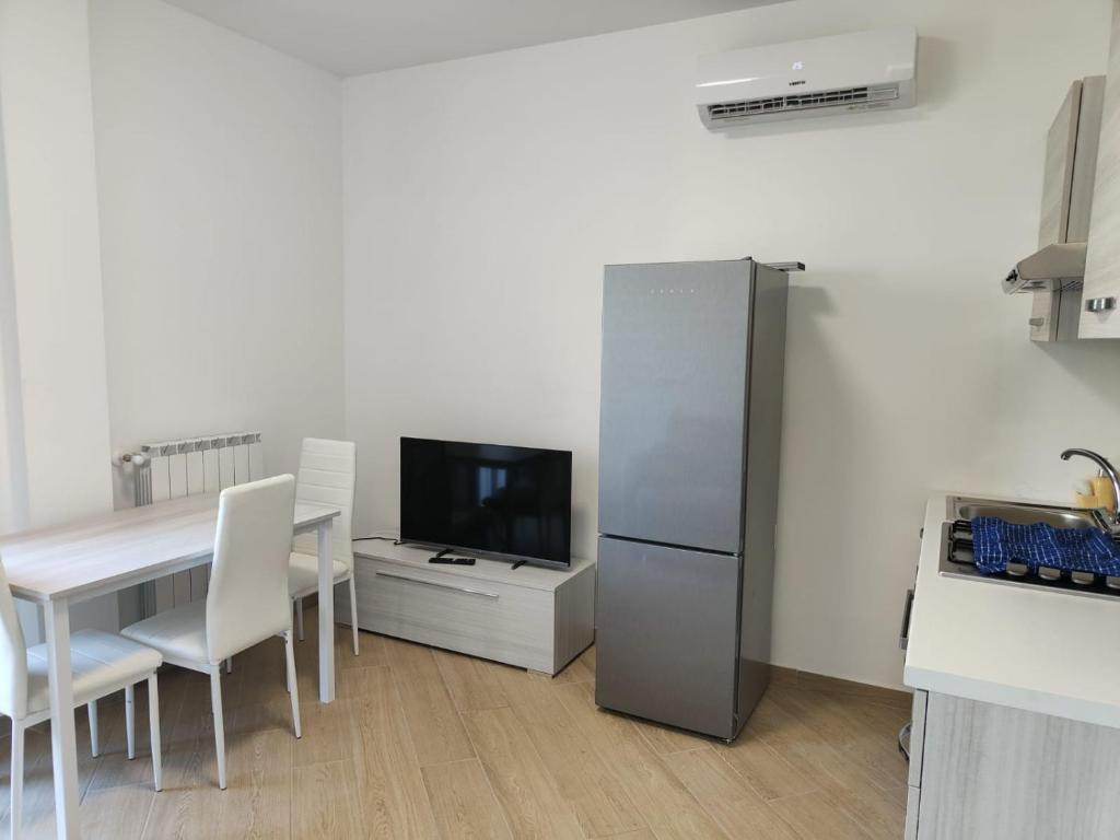 Η κουζίνα ή μικρή κουζίνα στο Villa A&M 8 - OSPEDALE GORETTI