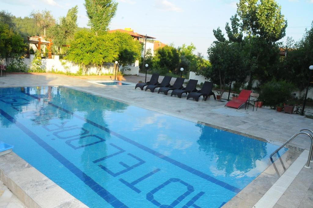 Hotel Dort Mevsim - Sala Quadruplicada Padrão