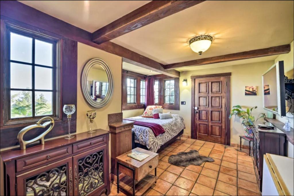 Hacienda - Private Guest Studio photo