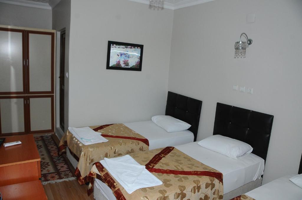 Hotel Dort Mevsim - Sala Tripla Padrão