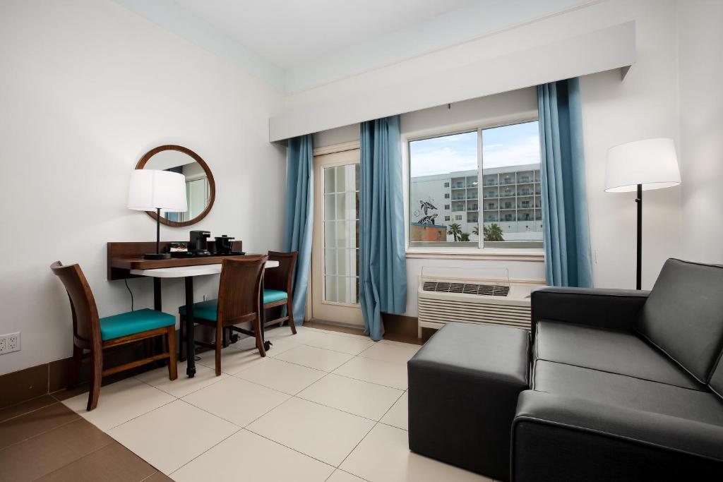 Sand Rose Beach Resort photo