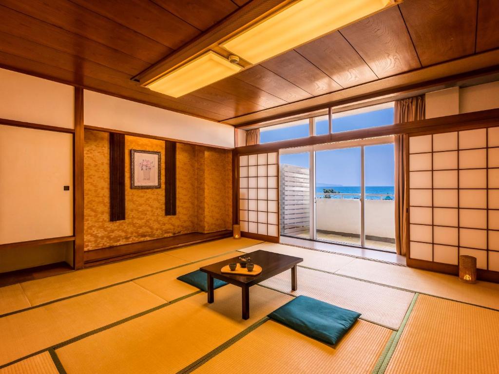 Fotografie z fotogalerie ubytování Ooedo Onsen Monogatari Kaike v destinaci Jonago