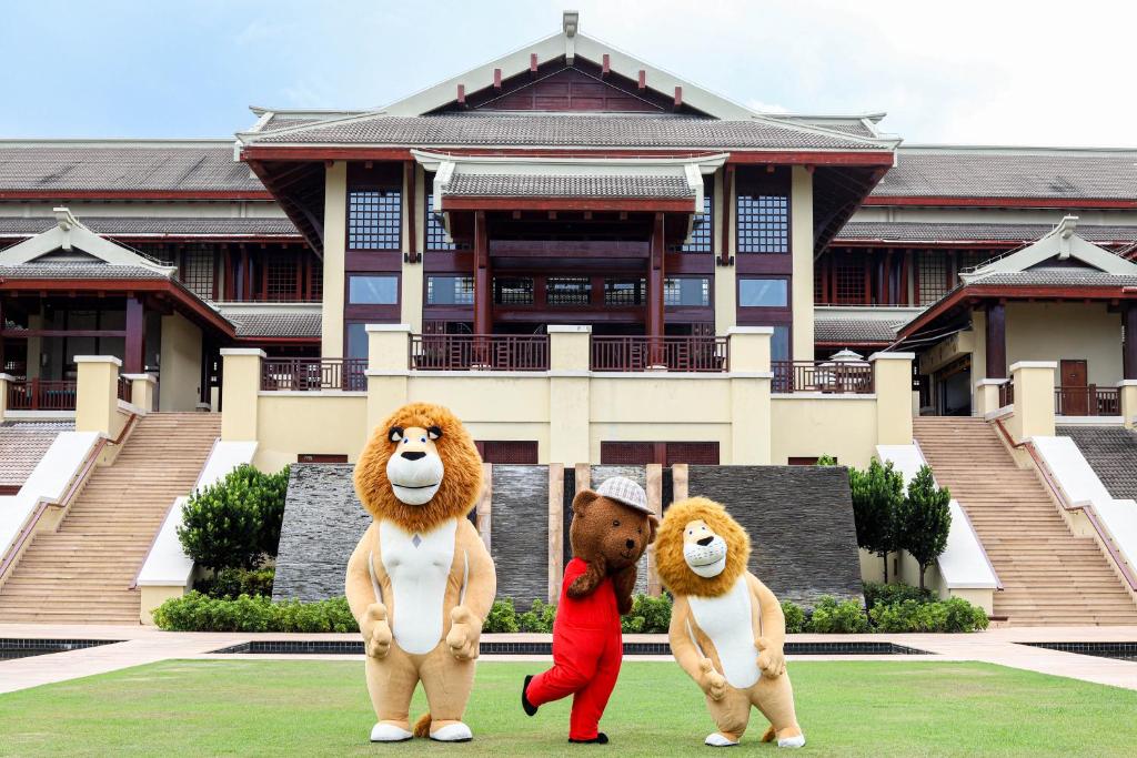 The Ritz-Carlton Sanya, Yalong Bay - Ritz Kids Night Safari Adventures