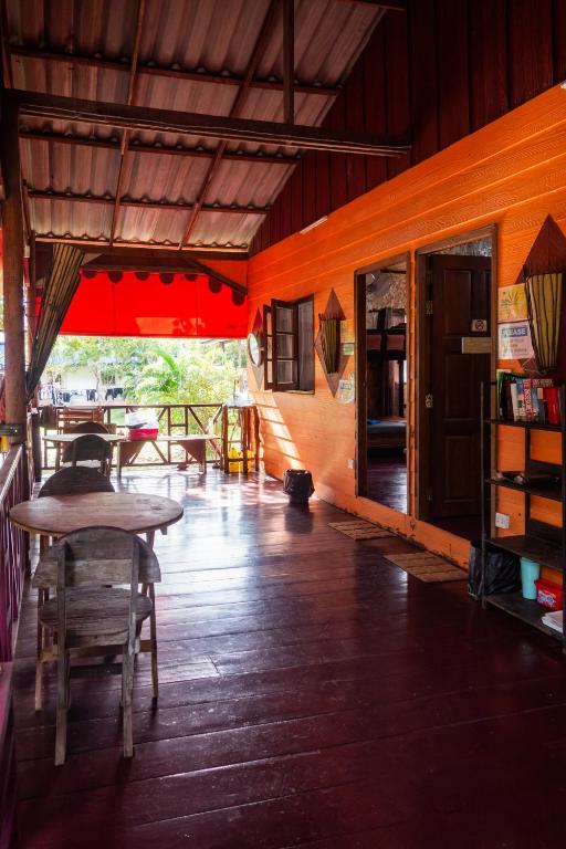 Restaurace v ubytování BB Dorm Koh Kood