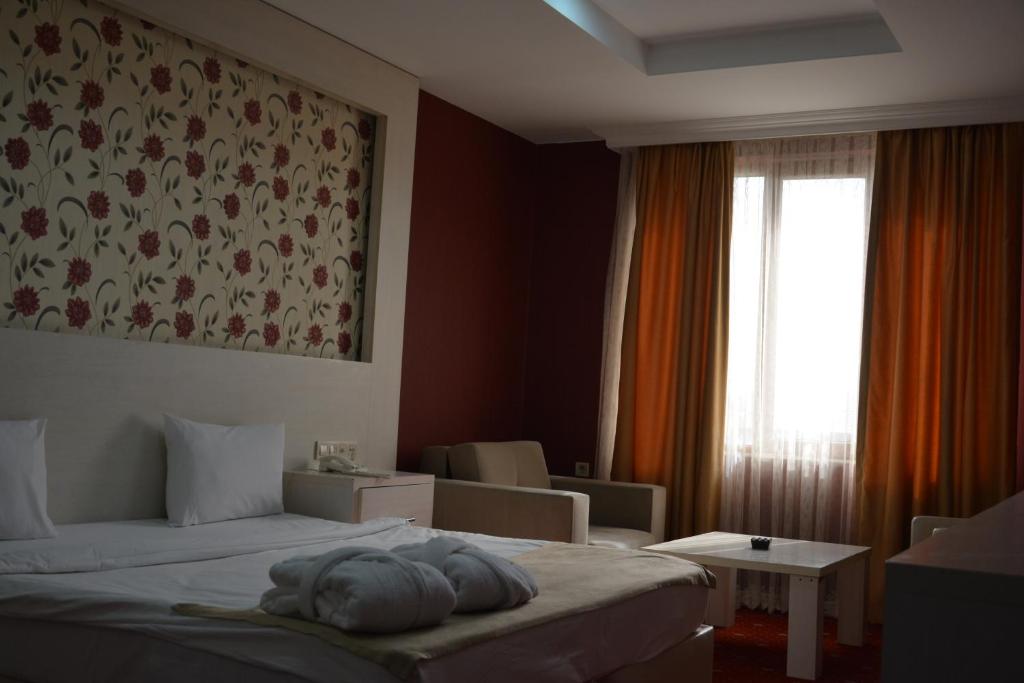 Lara Hotel and Spa - Superior Double Or Twin Room With City View