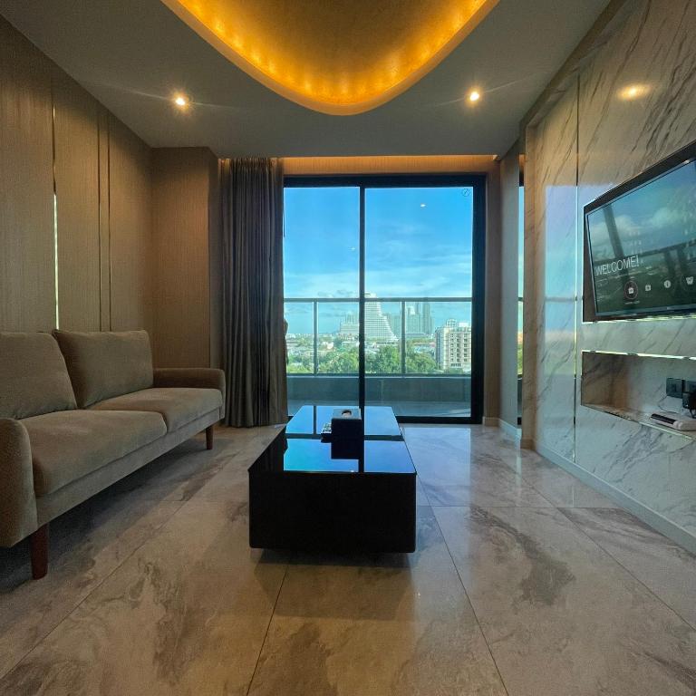 THE TJ HOTEL Pattaya - Resim 20