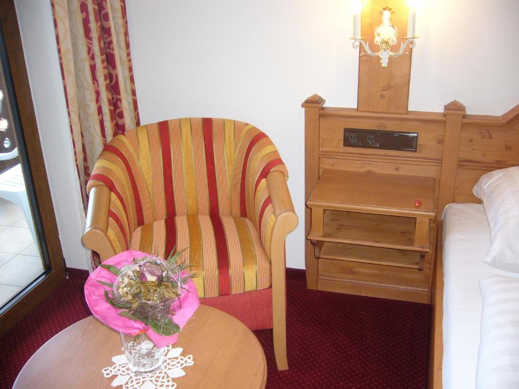 Alpenhotel Pfaffenwinkel - Triple Room With Bath