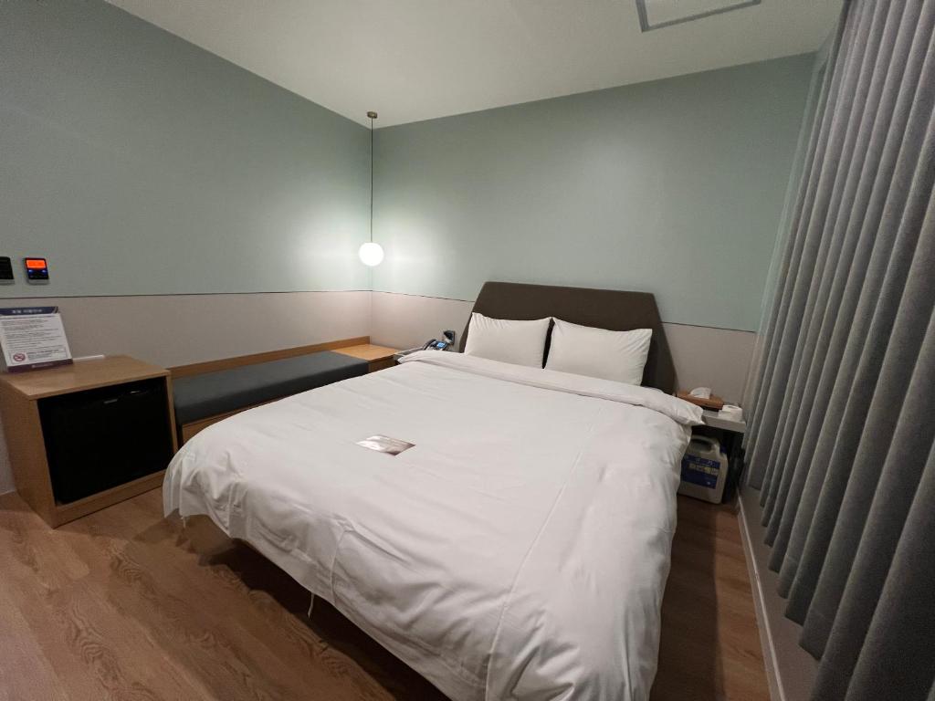 Geoje Highend Hotel - Habitación De Lujo