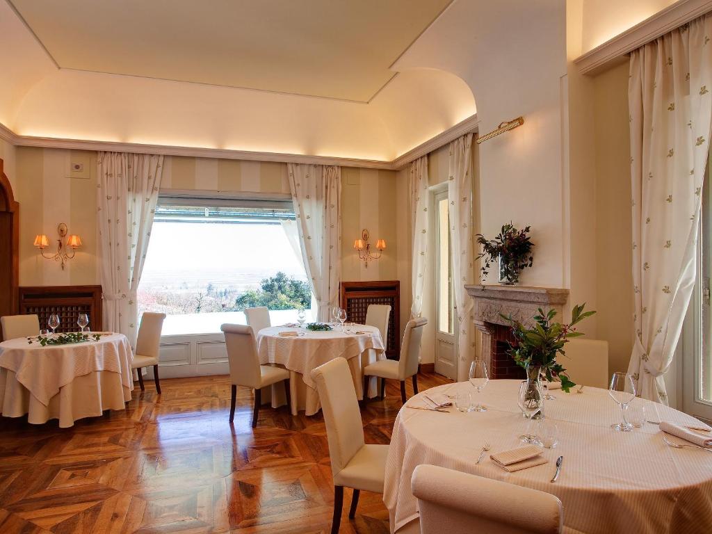 Restaurace v ubytování Poggio Radicati Hotel De Charme