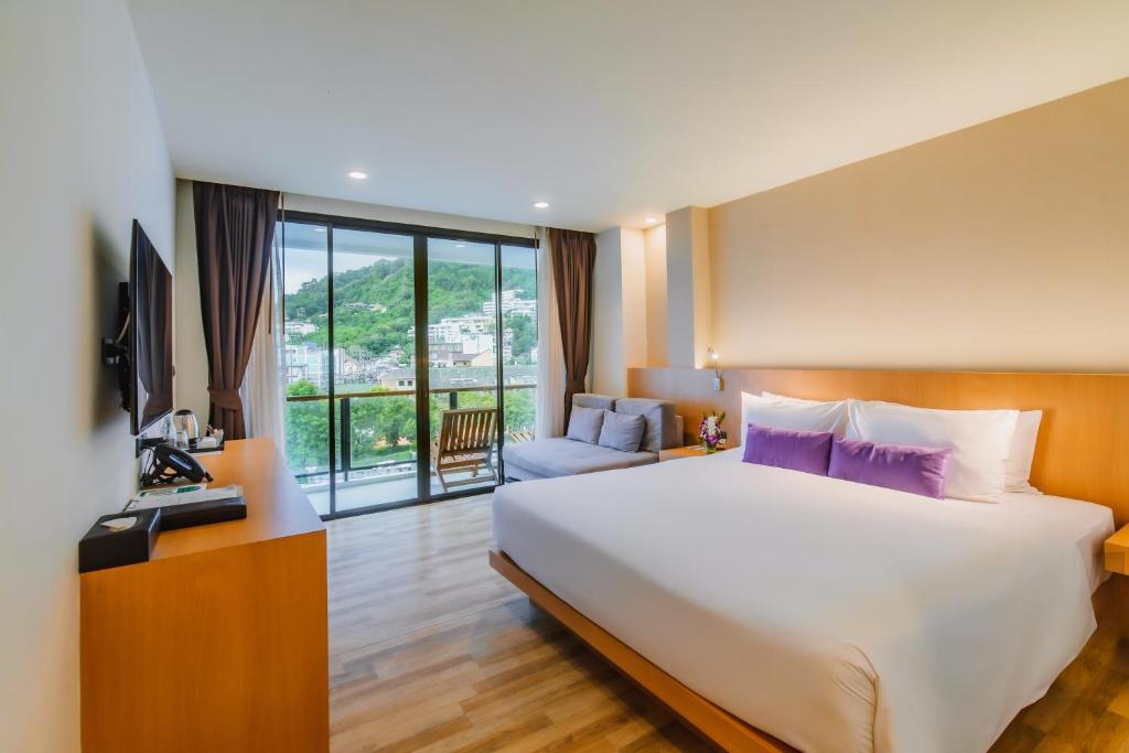 The Lunar Patong - Resim 24