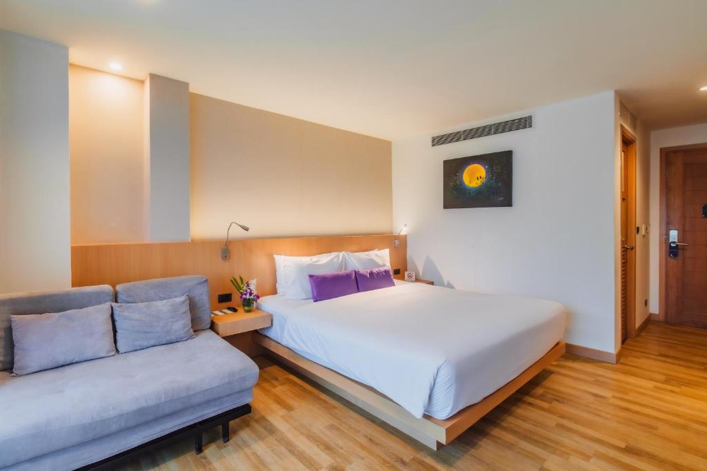 The Lunar Patong - Resim 30