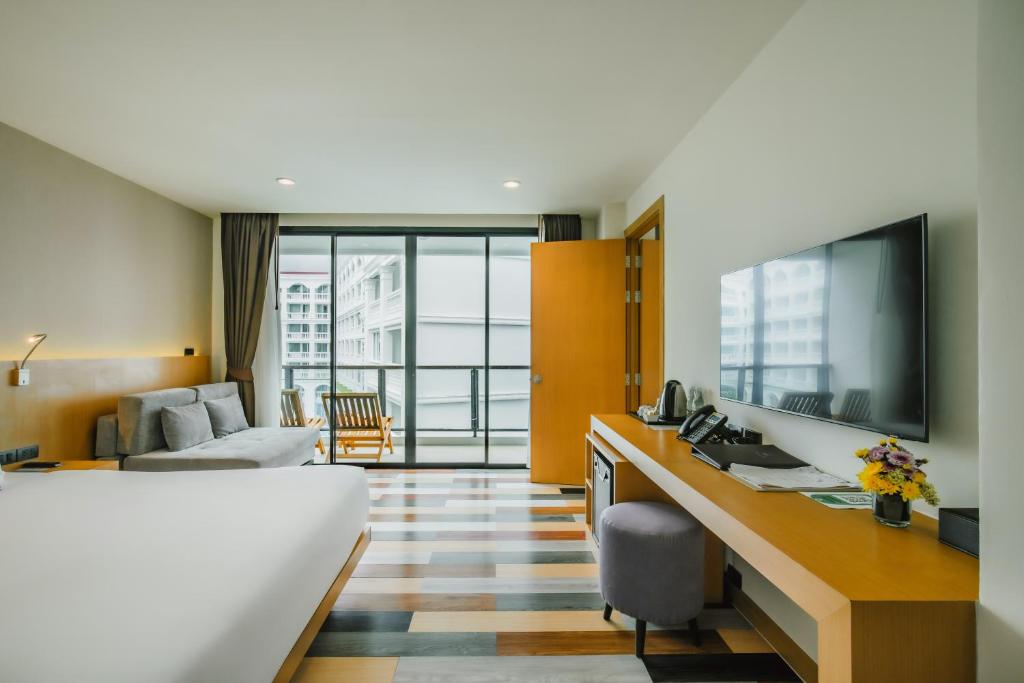 The Lunar Patong - Resim 15