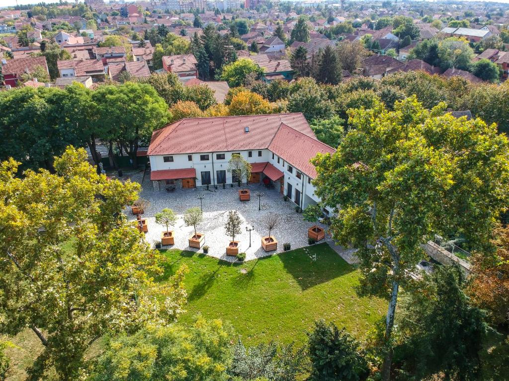 Tòa nhà nơi khách sạn căn hộ tọa lạc