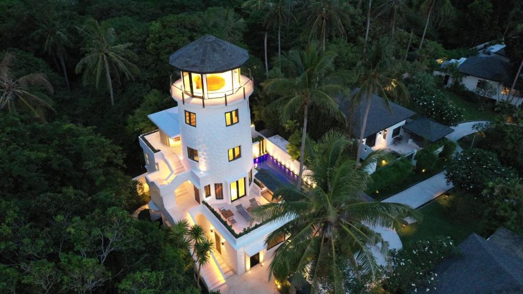 The Racha - Le Phare