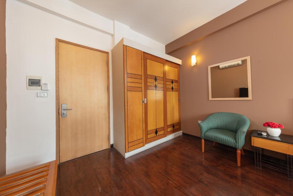 Golden Sunshine Villa Hotel and Travel - Suite Junior