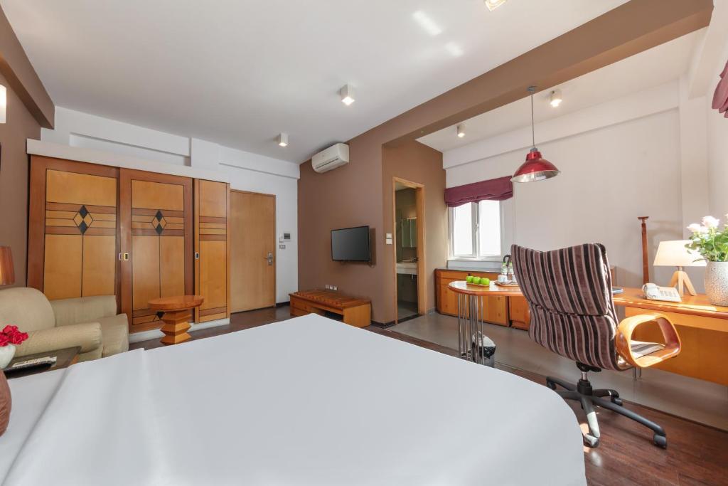 Golden Sunshine Villa Hotel and Travel - Chambre Double De Luxe