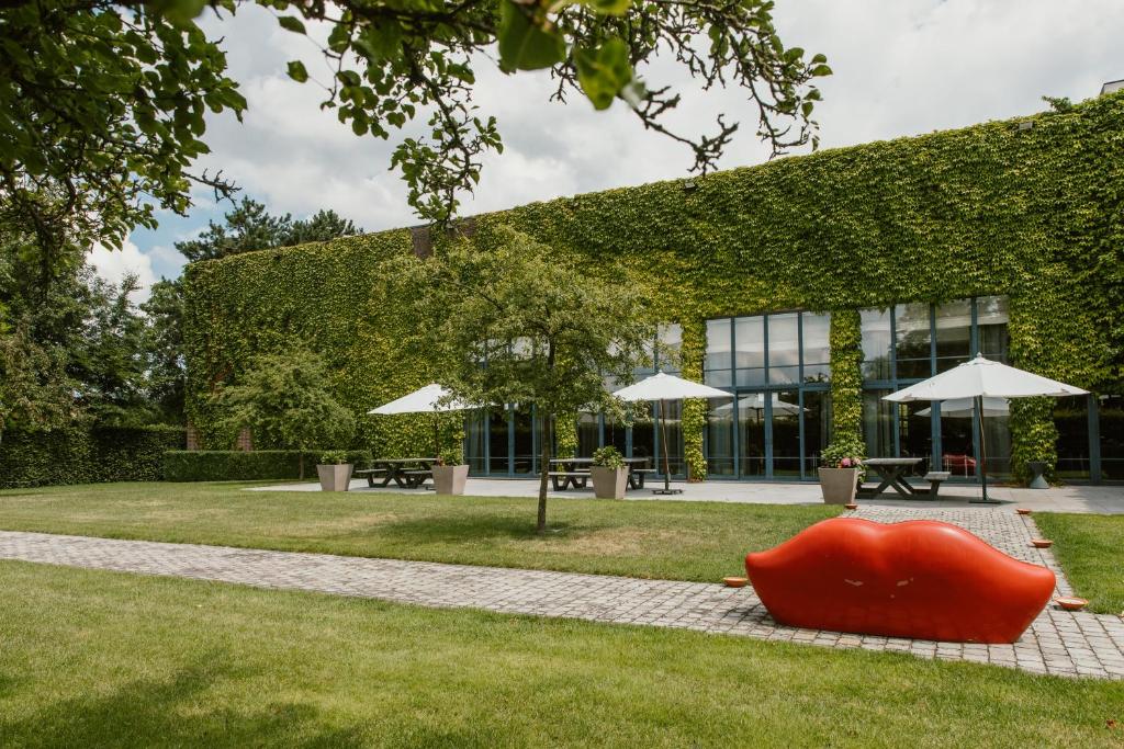 Zahrada ubytování Serwir Hotel