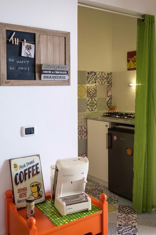 Kuchyň nebo kuchyňský kout v ubytování MAD Bed & Breakfast