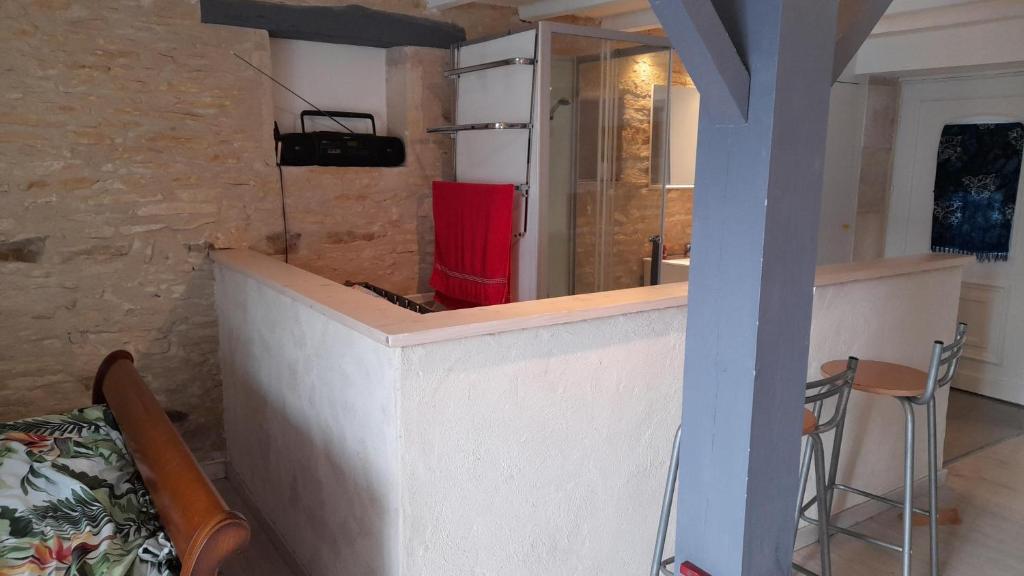 Kuchyň nebo kuchyňský kout v ubytování Studio champêtre