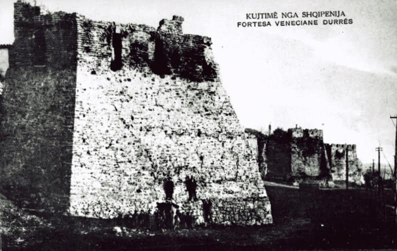 Shtëpi përdhese