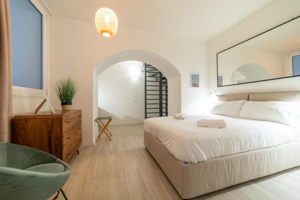 Кровать или кровати в номере Cozy and Modern Apartment Brera