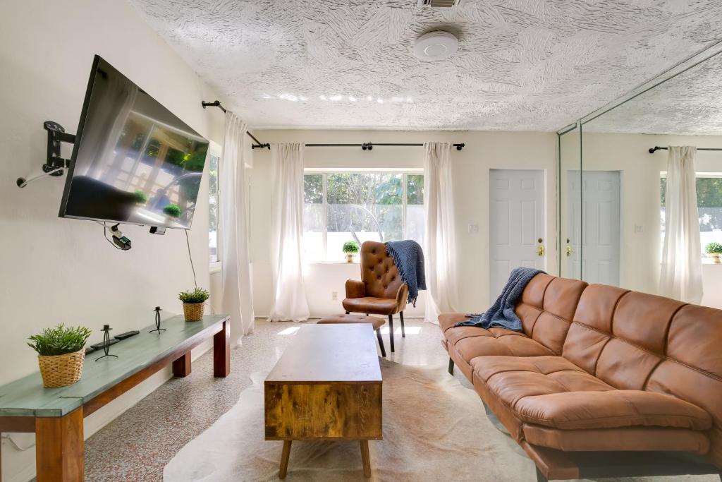 Sunny Deerfield Beach Home with Private Patio!, Deerfield Beach (updated prices 2024)