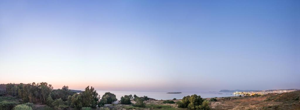 Sea View Hotel & Apartments - 12