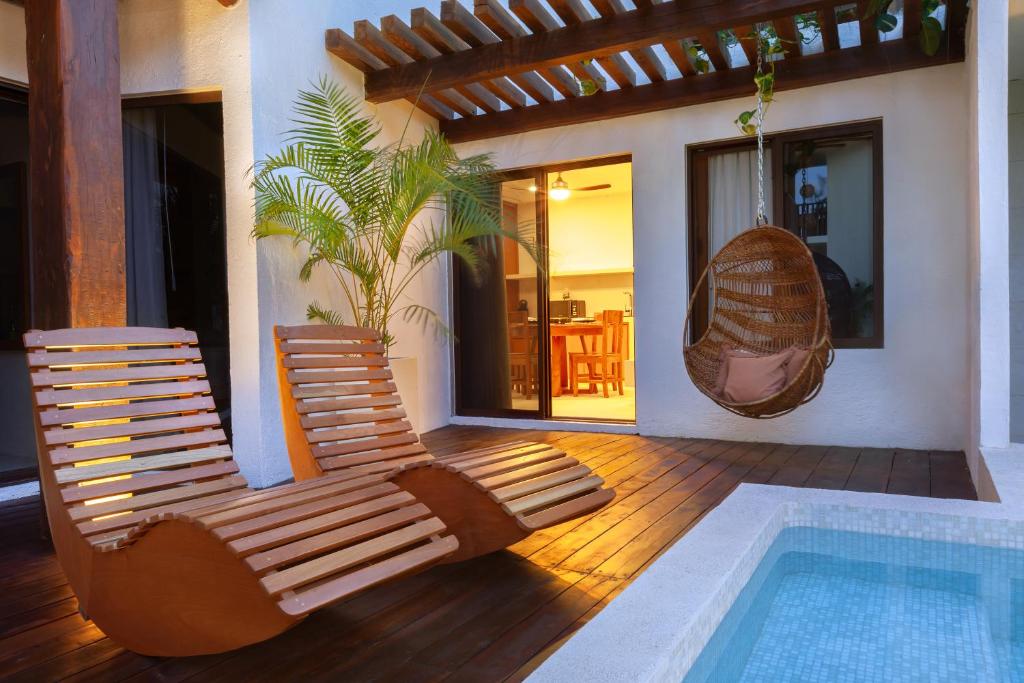 Bazén v ubytování Aparthotel Onda Maya - Adults Only nebo v jeho okolí