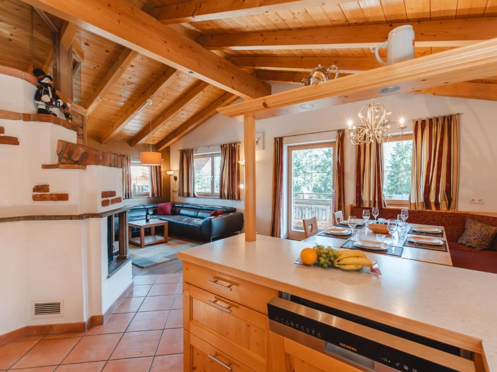Posedenie v ubytovaní Chalet Hochkrimml 2 by Interhome
