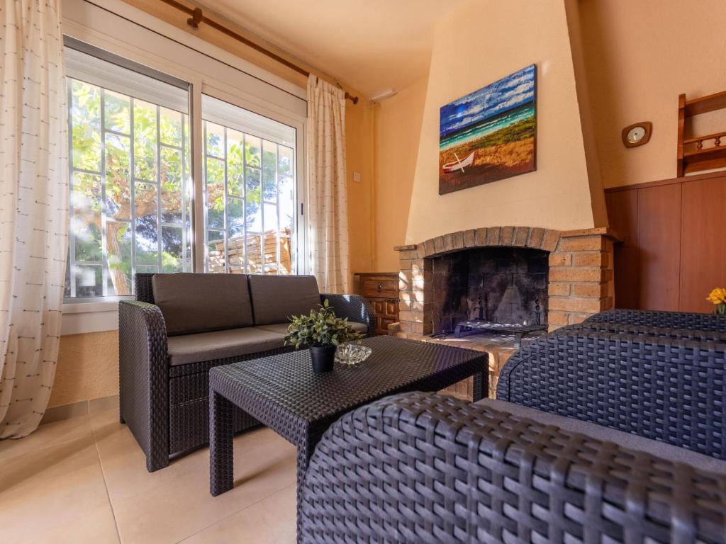 A seating area at Apartment Oasis by Interhome