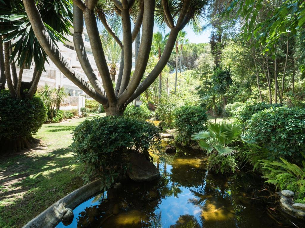 Vonkajšia záhrada v ubytovaní Apartment Jardines del Mar by Interhome