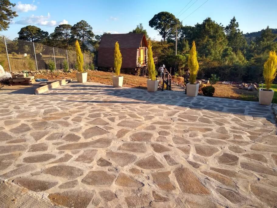 Zahrada ubytování Villas Margarita, Mazamitla, Jalisco.
