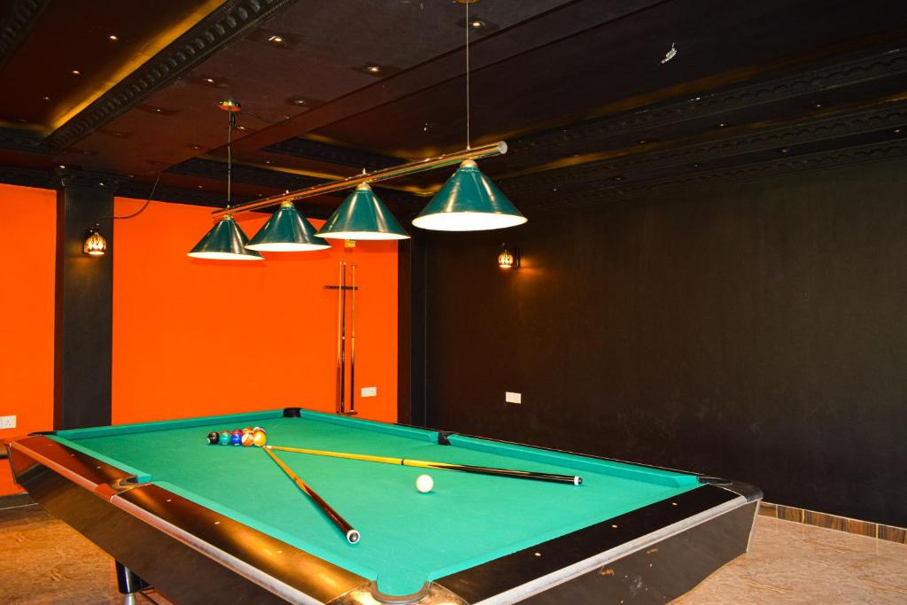 Biliár nebo kulečník v ubytování Hotel Green Garden